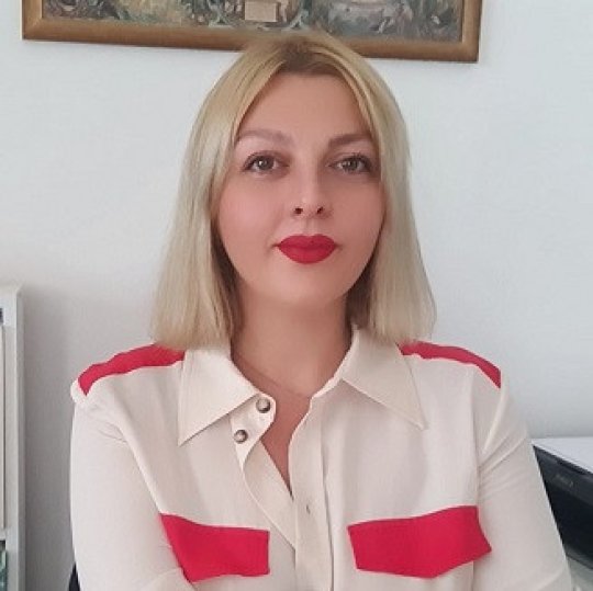 Erkan Bilen Sibel Karina - Romanian, Turkish, English tutor