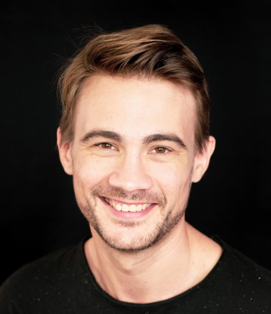Eriksen Matthew - Acting, English tutor