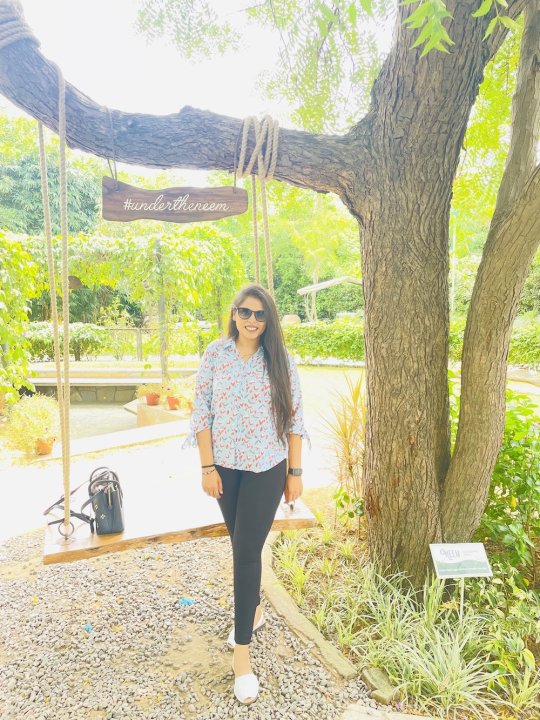 Jain Prashansha - English tutor