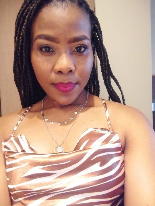 Mafagane Sharon - English, Afrikaans, Mathematics tutor
