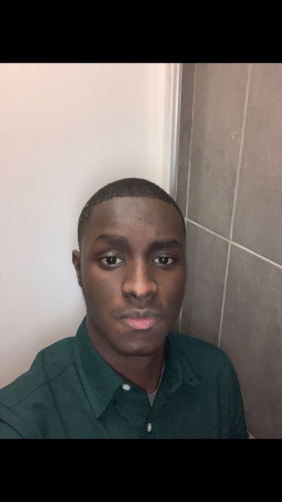 Dia Oumar - Mathematics, English, Physics tutor