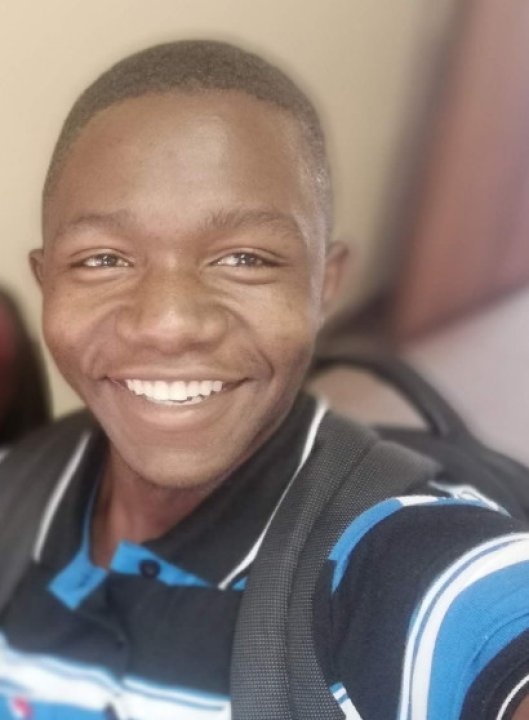 Gwenje Senior - English tutor