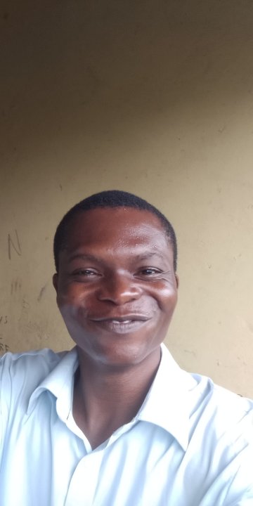 Ademosu Oladayo - Mathematics, Physics, Chemistry tutor