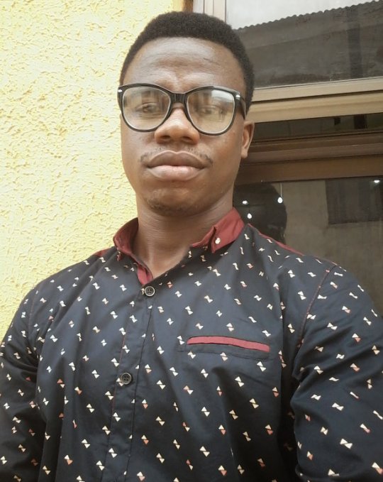 Olusola Dada Oluwadare - Design, English, Geography tutor