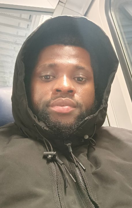 Checkson Enombe - English tutor