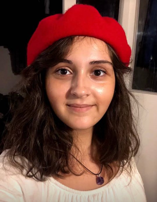 Gezici Nergiz - English tutor