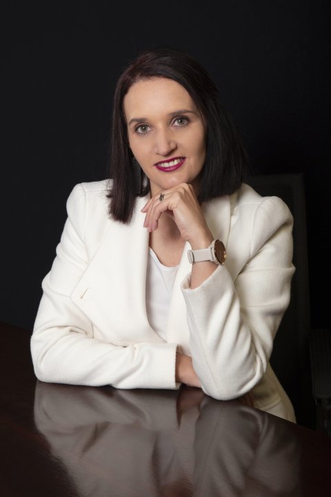 Meyer Anisa - English tutor