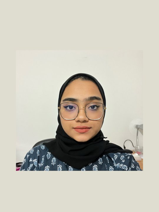 shaikh Sarah - English, Biology, Literature tutor