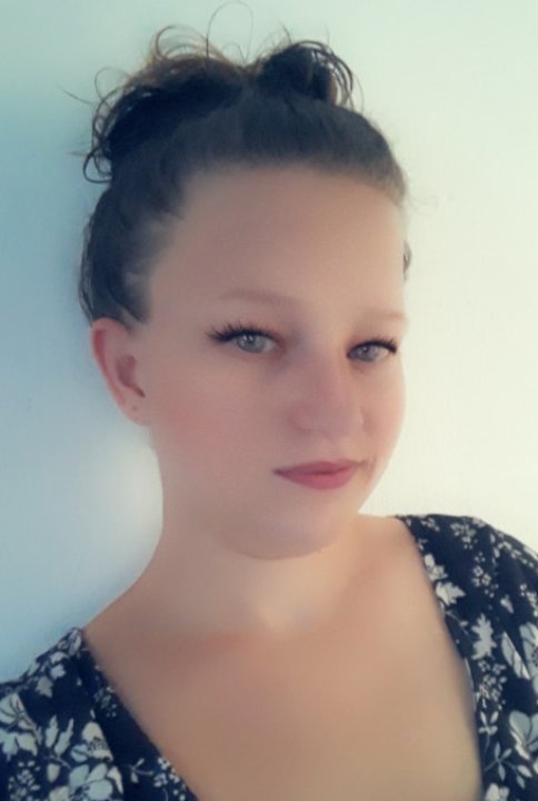 du Toit Carmolita - English tutor