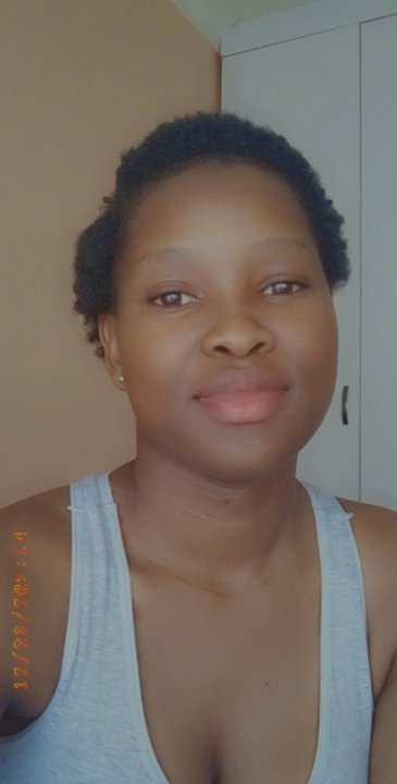 Makhutle Caroline - English tutor