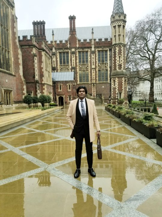 Sakib Ahmed Chowdhury Dewan - English, English Law, Biology tutor