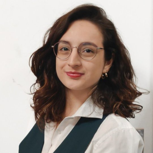 Tria Rowena - English, Italian tutor