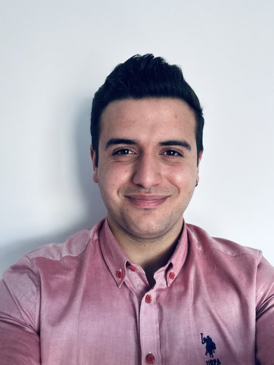 Yardımcı Tommy - English, Turkish tutor