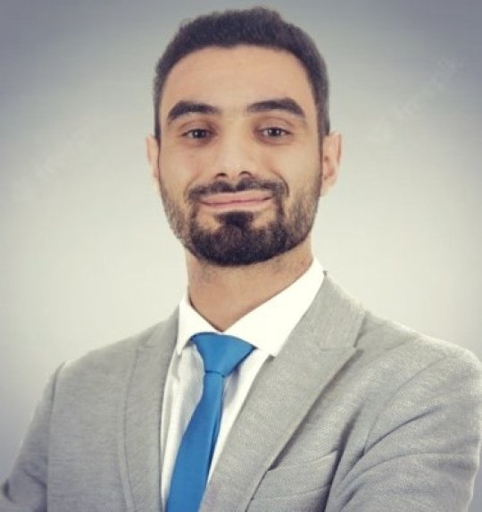 El Hassan MACHLAB Abou - English, Mathematics tutor