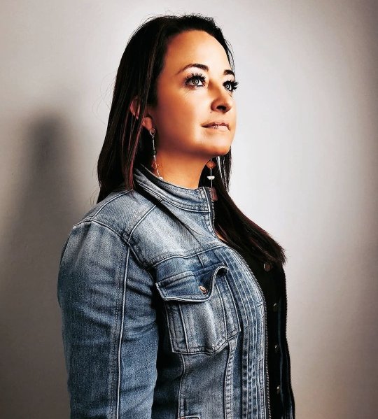 Lonte Chantelle - English tutor