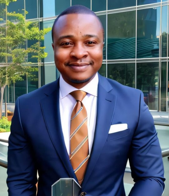 Kolawole Olaleye - English, Mathematics tutor