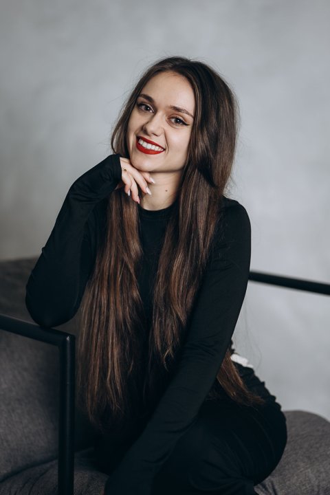 Trishkeu Yuliya - Russian, Classic Singing tutor