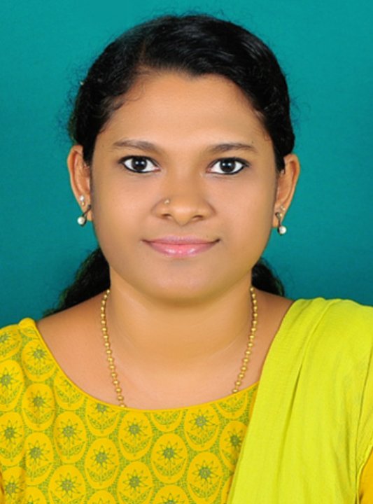 Navas Shanu - Mathematics, Physics, Informatics tutor