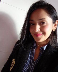 Catherine Valencia - Management tutor